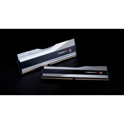 4. G.SKILL 32GB zestaw DDR5 5600 CL28 Trident Z5 RGB srebrny