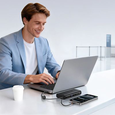 4. Powerbank Baseus EnerFill FC41 25000mAh 145W z wyświetlaczem cyfrowym i wbudowanym podwójnym kablem USB-C - czarny