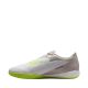 5. Buty piłkarskie Nike Phantom 6 Low Academy IC HQ2319 200