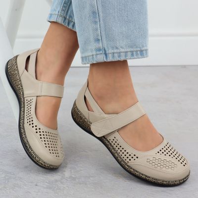5. Półbuty damskie na rzep ażurowe beżowe Unisoft 7026