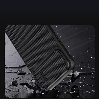 8. Nillkin Textured S Case etui iPhone 14 pancerny pokrowiec z osłoną na aparat niebieski