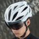 7. Kask rowerowy Rockbros z szybką, odpinane okulary z ochroną UV, unisex - zielony