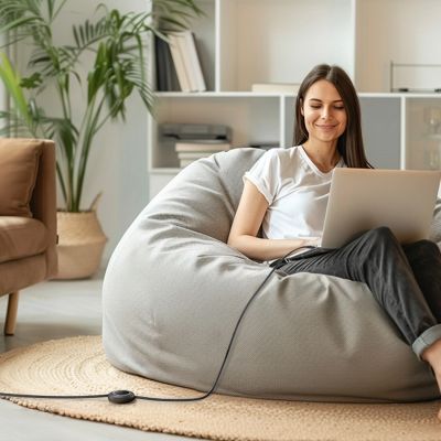 9. Kabel Baseus Free2Pull Mini 100W zwijany USB-C - USB-C 2m - czarny