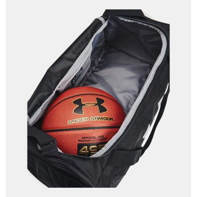 4. Under Armour UA Undeniable 5.0 S sportowa torba 40 l Poliester, Termoplastyczne elastomery poliuretanowe (TPU) Czarny