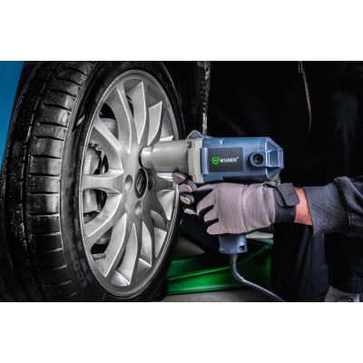 13. Klucz udarowy elektryczny 800 Nm 1/2” do kół walizka W33250 WUBER