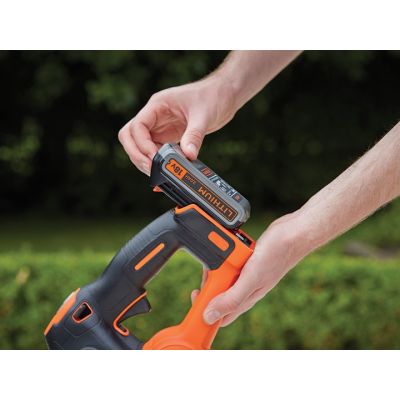 5. Black & Decker GTC18452PC Podwójne ostrze 2,42 kg