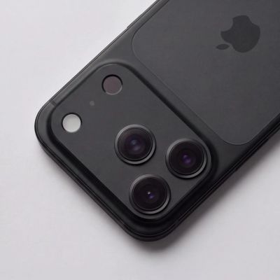 6. Osłona aparatu Tech-Protect Camalloy Fit+ na iPhone 18 Pro Max - czarna