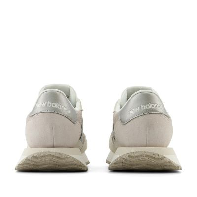 12. Buty New Balance W WS237MSB