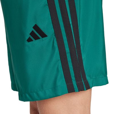 10. Spodenki adidas Essentials 3-Stripes Chelsea M JW1910