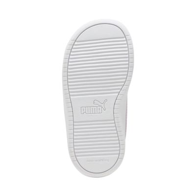 6. Buty dla dzieci Puma Rickie Classic V Inf białe 394254 08