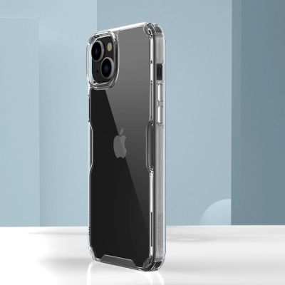 14. Pancerne etui do iPhone 15 Pro Nillkin Nature Pro - białe