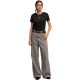 5. Koszulka damska Puma Ess Centered Cat Logo Tee czarna 692916 01