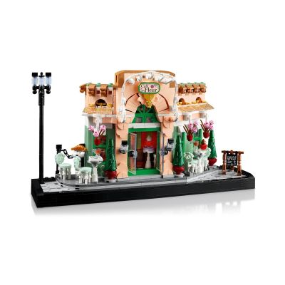 24. LEGO ICONS 10362 Francuska kawiarenka