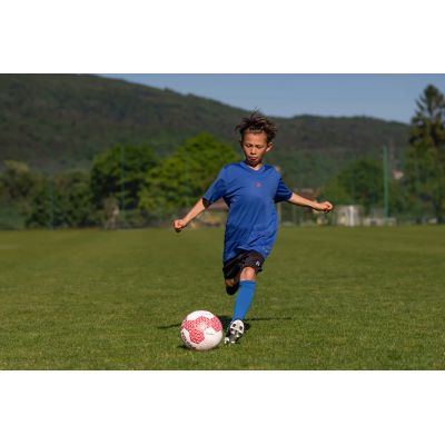 9. Koszulka Huari Barsdero Junior Jr 92800617607