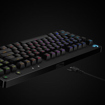 6. Klawiatura Logitech G915 LIGHTSPEED WRLS RGB MECH KB/GL CLICKY - CARBON US INTL