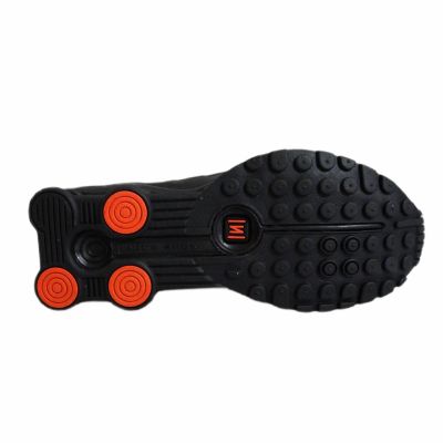 5. Buty damskie sportowe Nike Shox R4 Black Czarne - AR3565-004