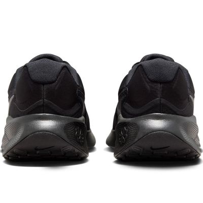 4. Buty do biegania Nike Revolution 7 M FB2207 005