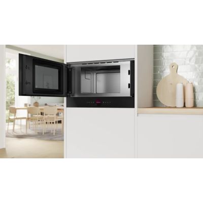 7. Kuchenka mikrofalowa BOSCH BFL7221B1
