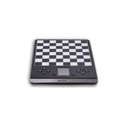 7. Millennium Chess Szachy komputerowe Genius Pro