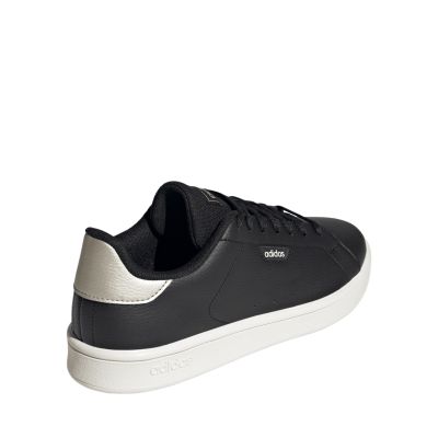 9. Buty adidas Urban Court W JQ0517