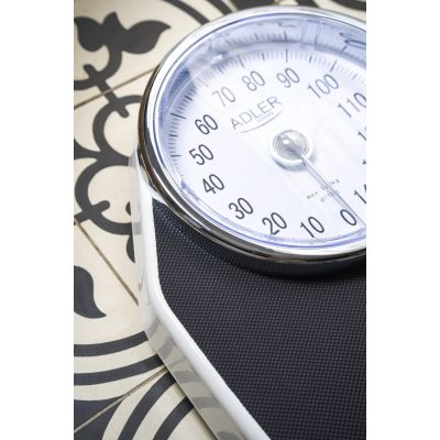 6. Waga łazienkowa ADLER AD 8177