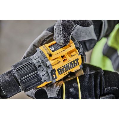 18. Wiertarko-wkrętarka 18V BL DCD805NT DEWALT