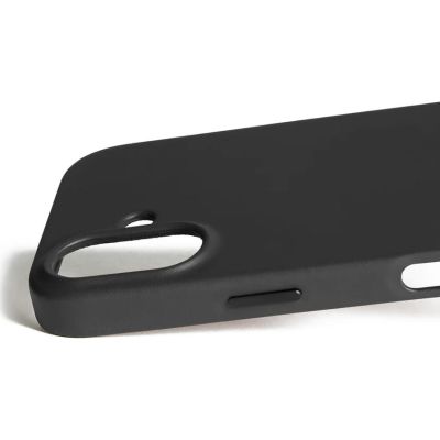 7. Etui skórzane do iPhone 17 black Mujjo