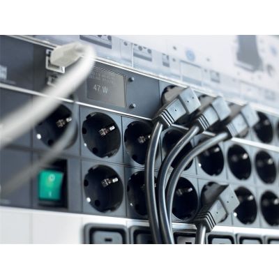 3. Listwa zasilająca MicroConnect 8-portowa 19" 1U