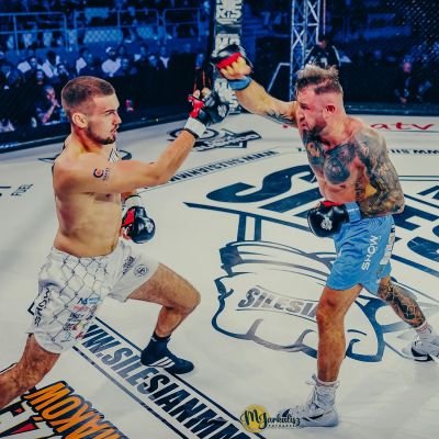 22. Rękawice MMAsparingowe L/XL - Phantom Red - Valor Series | DBX Bushido