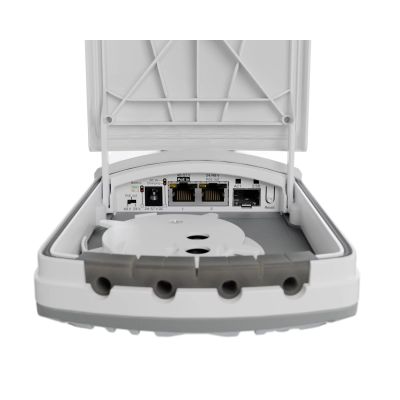 3. Mikrotik FTC21-ups | Mediakonwerter | 2x GE, 1x SFP, IP67, PoE 802.3af/at