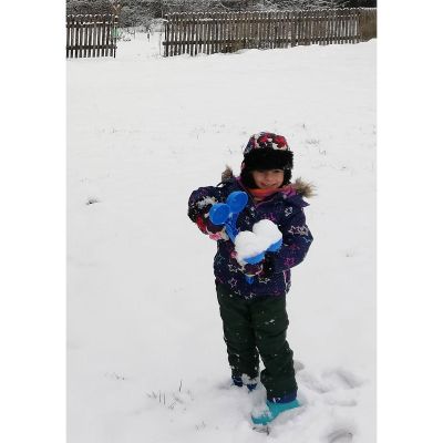 5. ŚNIEŻKOMAT- SNOWBALL DO ROBIENIA KULEK ŚNIEŻNYCH PODWÓJNY RÓŻOWY