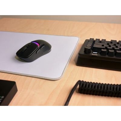 24. Glorious Gaming Model D3 Wireless myszka Dla praworęcznych RF Wireless Optyczny 30000 DPI