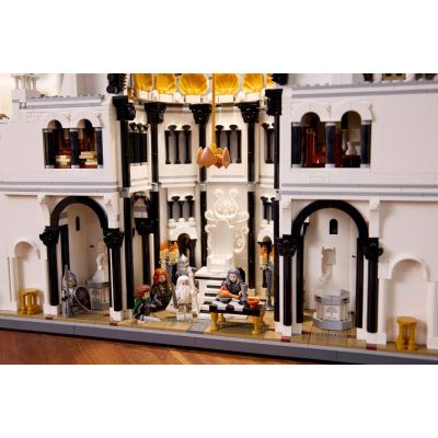 19. LEGO Icons 11377 - Władca Pierścieni: Minas Tirith