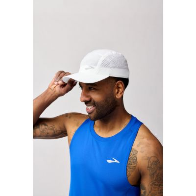 5. Czapka z daszkiem Brooks Running Journey Hat 280530100