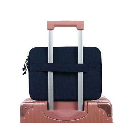 3. Torba Puro Lite na laptopa 16'' - granatowa