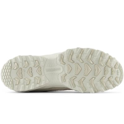 9. Buty New Balance sportowe ML610TML