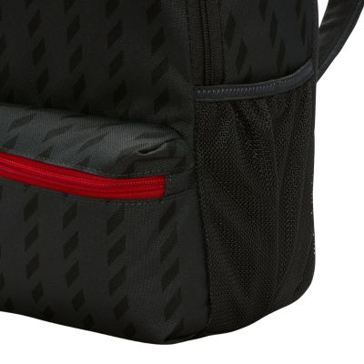 6. Plecak dla dzieci Nike JDI mini czarny IO1530 010