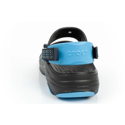 24. Sandały Crocs Classic All-Terrain M 207711-0ZQ