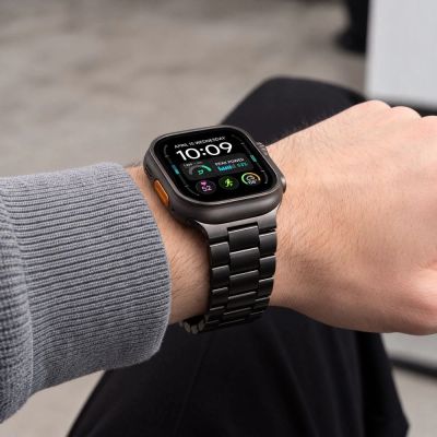 7. Bransoleta Tech-Protect Stainless na Apple Watch 44 / 45 / 46 / 49 mm - czarna