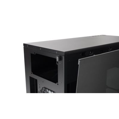 7. In Win N127 Midi Tower Czarny