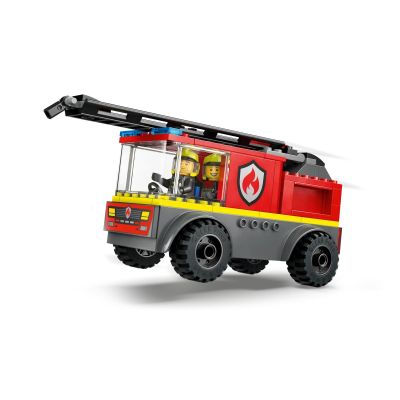 3. LEGO CITY 60463 Wóz strażacki z drabiną