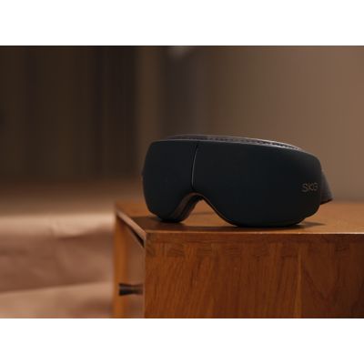 11. SKG ES500 masażer Oko Szary