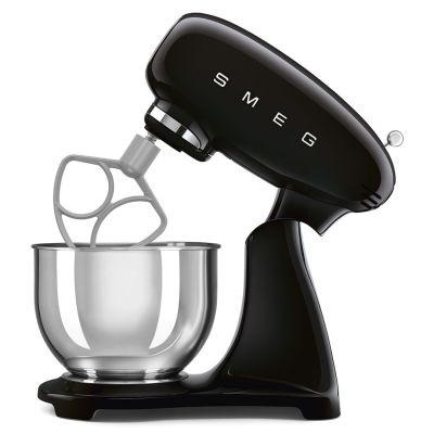 4. Robot kuchenny SMEG SMF05BLEU