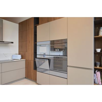 11. Toster Smeg TSF02PBEU 4 kromki 1500W Niebieski