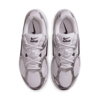 4. Nike buty męskie V5 RNR HJ5228-104
