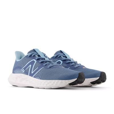 4. Buty sportowe New Balance W W411CL3