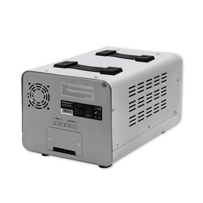 3. Qoltec Automatyczny stabilizator napięcia AVR 5000VA