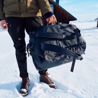 13. Torba Fjallraven Farden Duffel 50 - coal black