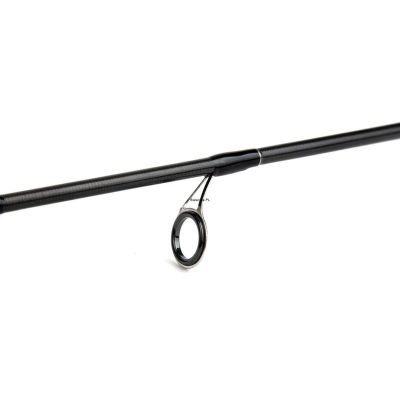 4. Wędka Shimano FX XT Spinning 2,40m 10-30g 2 cz. EVA