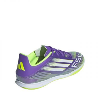 3. Buty piłkarskie adidas F50 Club IN W JI0023